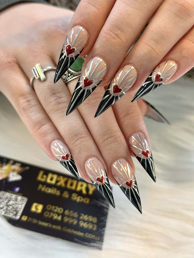 Luxury Nails & Spa