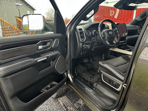 Dj's Mobile Detailing - Thumbnail