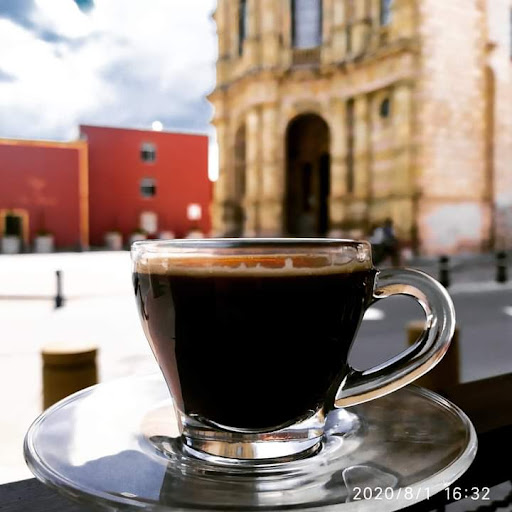 Café Calessa Central - Thumbnail