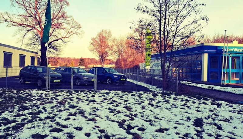 Autohaus Kalwis Schadenzentrum Zwickau photo