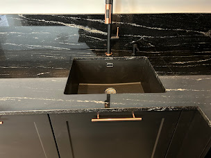 Photo n°5 de Marbres et Tendances à Eslettes (Société de fabrication d'escaliers)