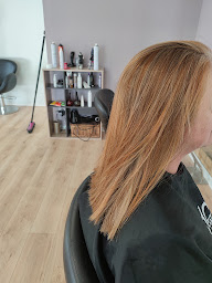 Photo n°8 de Le Studio Coiffure - Niffer à Niffer (Salon de coiffure)