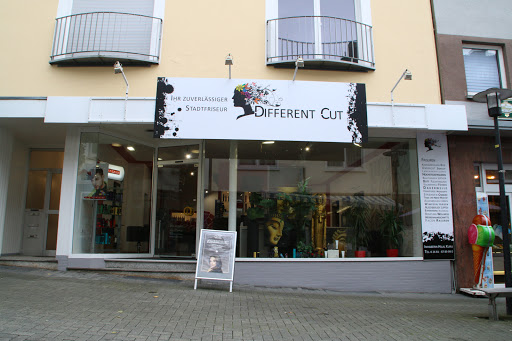 Salon Different Cut - Thumbnail