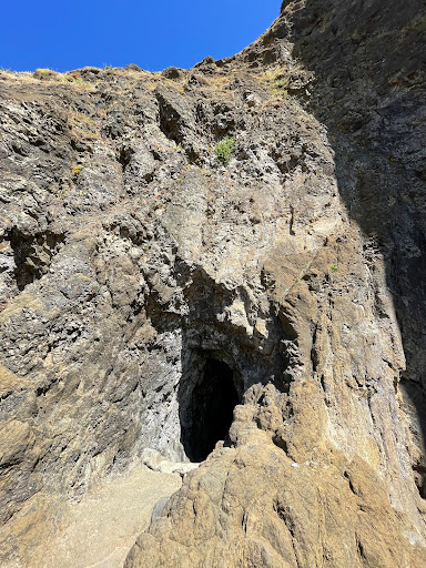 The Tunnel - Visual