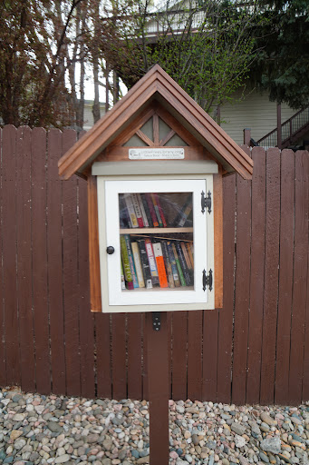 Cottonwood Park Little Library Logo