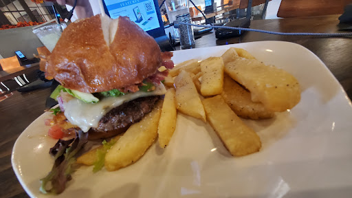 City Lines Bar & Grill - Thumbnail