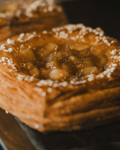 The Boy & The Bear - Gardena by null