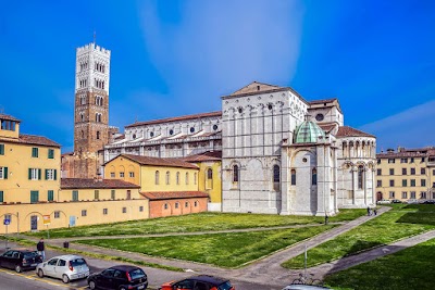 Photos of St Martin Cathedral