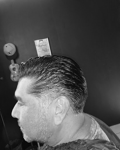 BARBERÍA MK MEN - Thumbnail