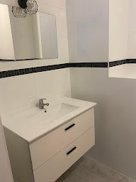 Photo n°10 de Carreleur Vitor Leite à Saint-Pierre-du-Mont (Carreleur)