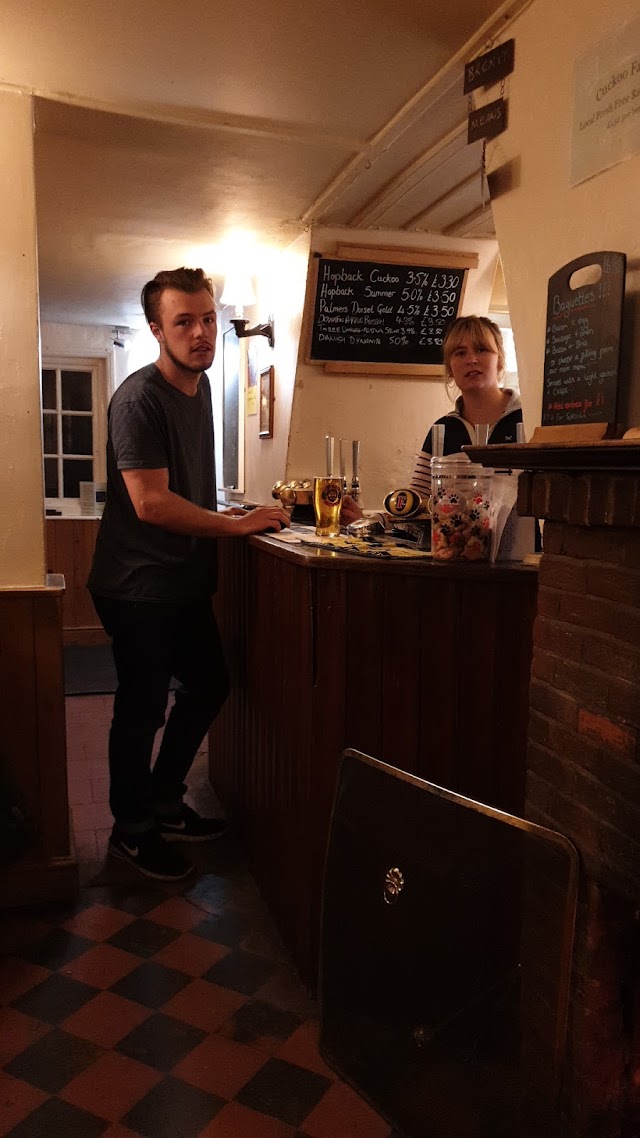 Cuckoo Inn Hamptworth