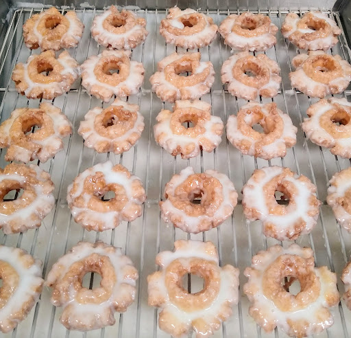 Peak Donuts - Visual