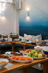 Photo n°5 de Yaya Secrétan - Restaurant méditerranéen & terrasse par Juan Arbelaez à Paris (Restaurant)