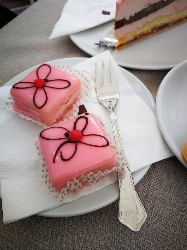 Cafè Konditorei Confiserie Pöhl