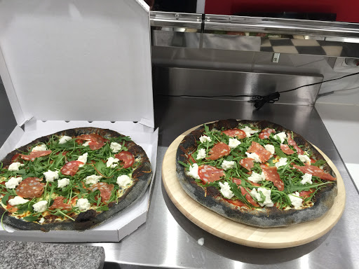 Photo 2 - Pili Pili pizza