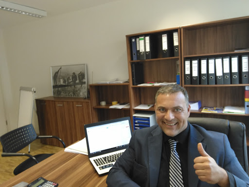 Semir Jayari Finanzanlagenberater