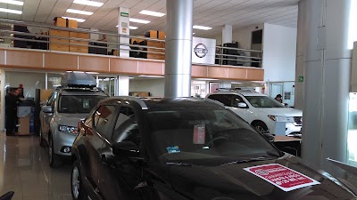 Photos of Nissan Autocom Constituyentes