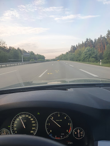 Direkt-Kurier-Weimar Expressfahrten für gewerbliche Kunden Dennis Ahrens Gallery - Germany