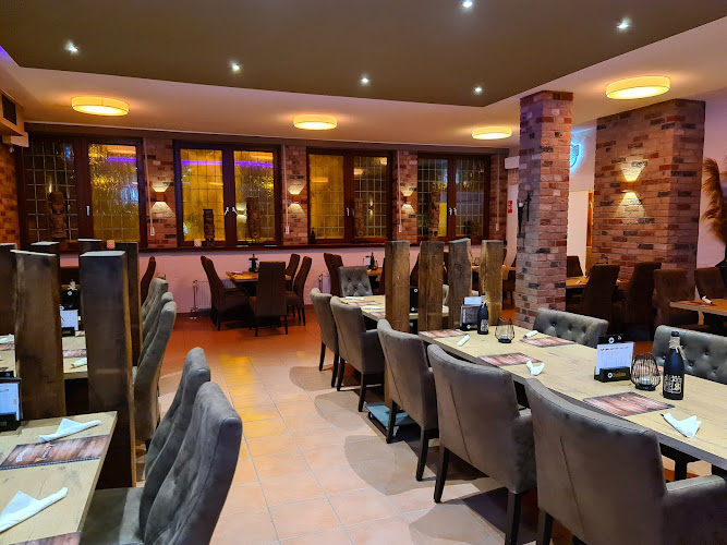 El Barrio Cantina y Bar