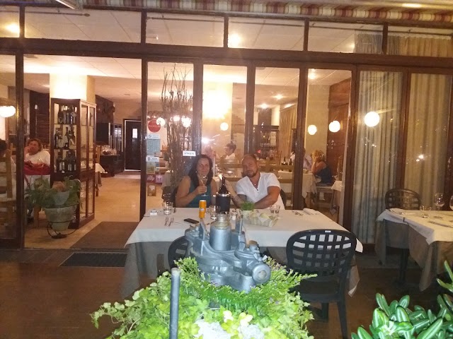 Il Cortiletto Snc Di Danesi Riccardo E Spreafico E.