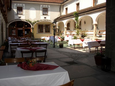 Photos of Schaubrennerei und Heuriger Hauer