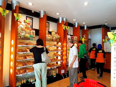 Photos of Wonder Bakery