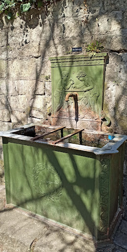 Alter Biedermeier Brunnen