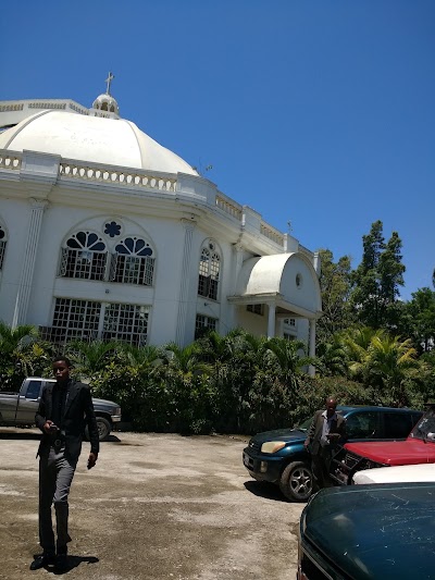 Photos of Cath&eacute;drale de Hinche Notre-Dame De L'Immacul&eacute;e-Conception
