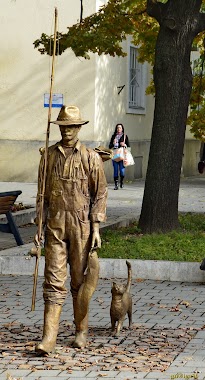 Jász-Nagykun-Szolnok Megyei Múzeumok Igazgatósága, Author: László Bugyi