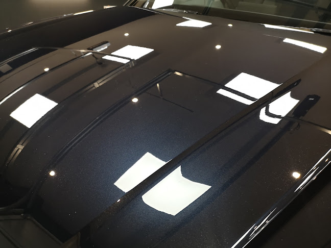 Comments and reviews of Borders Detailing