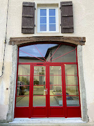 Photo n°16 de HP Fermetures & Menuiseries à Saint-Martin-de-Seignanx (Fournisseur de portes de garage)