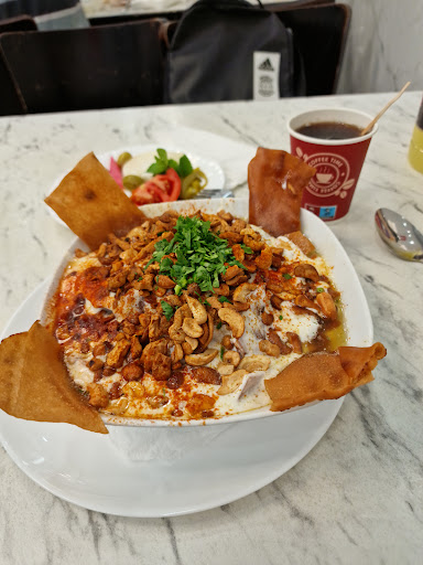 Azzam Restaurant - Visual