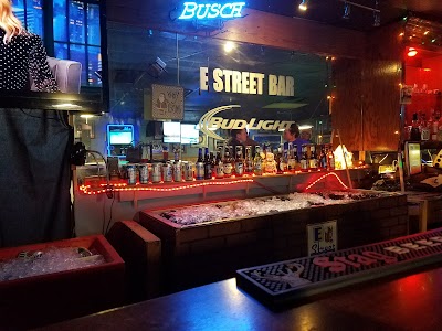 E Street Bar