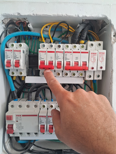 Eletricista Ferreira