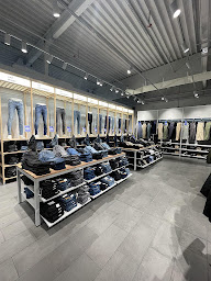 Photo n°17 de JACK & JONES à Talange (Magasin de t-shirts)