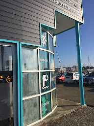 Photo n°3 de RM Nautisme à Les Sables-d'Olonne (Grossiste en électronique)