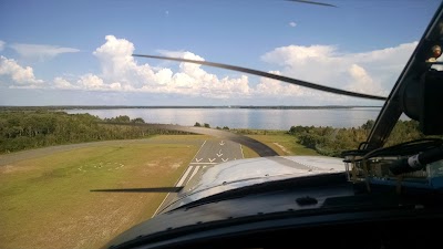 Photos of Leesburg International Airport