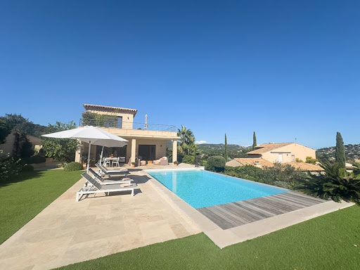 Photo de Var Pool Services à Hyères (83400)