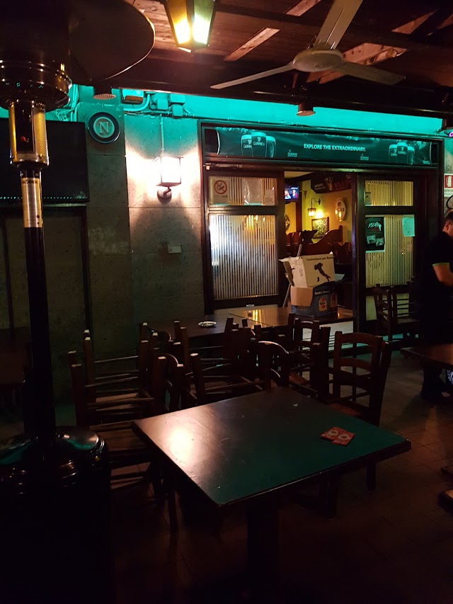 Wolf Irish Pub