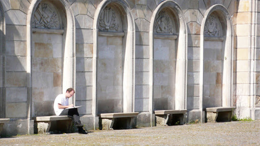 Crea - Szkoła Rysunku i Malarstwa Warszawa