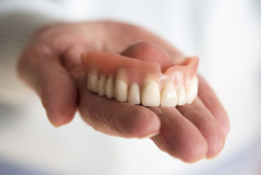 Studio dentistico - Cartoncino Dr. Francesco - Thumbnail