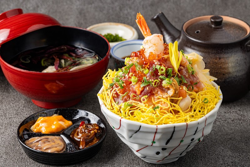 とくぞう 熱海さかな横丁 熱海銀座通り店