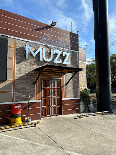 MUZZ - Visual