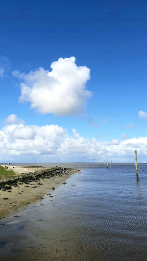 Parkplatz am Hafen Dornumersiel - Thumbnail