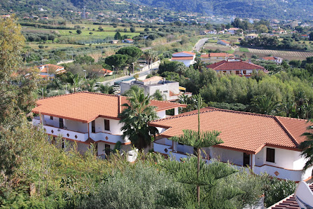 Residence Hotel La Taverna Località Grotticelle, snc, 89866 Ricadi VV, Italia