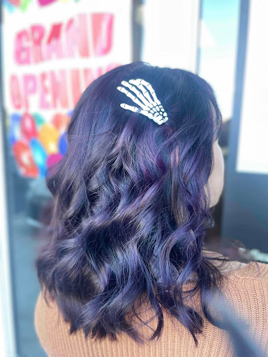 Reflexions Salon & Boutique - Thumbnail