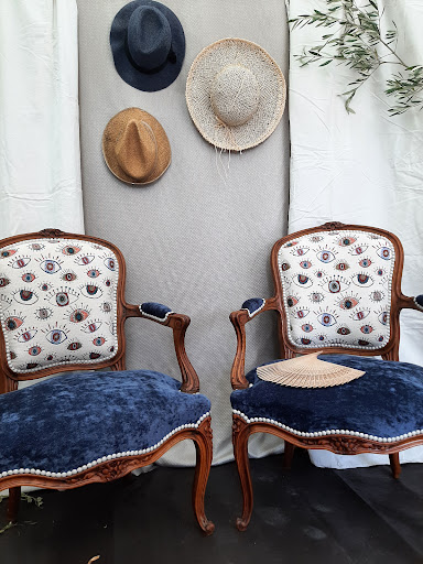 Atelier Madame Reve Tapissiere d'ameublement à Saint-Aubin de Médoc - Thumbnail