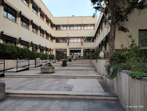 Liceo Statale E.Fermi