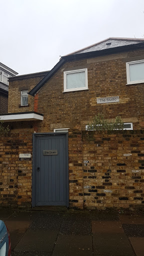 Omphysio Ealing