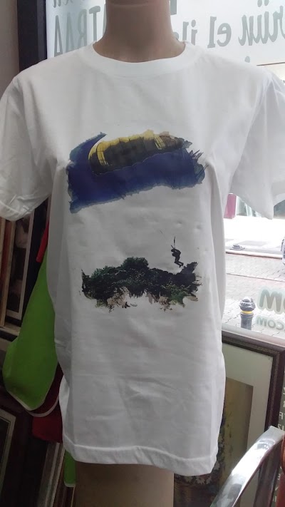 Photos of Print T-Shirts